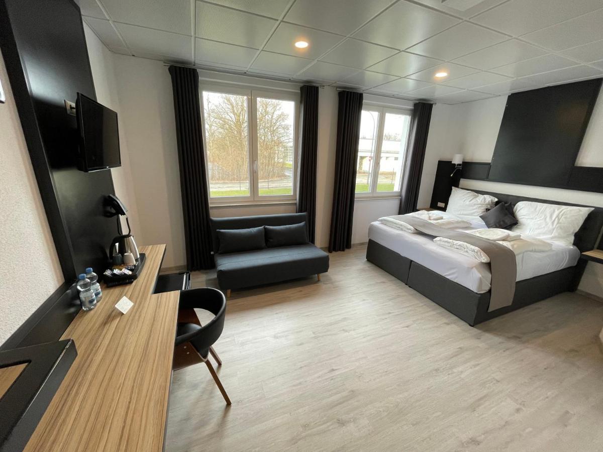 Yebs Hotel Günzburg Dış mekan fotoğraf